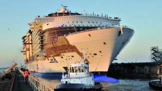 Harmony of the Seas completa mais uma fase de construção