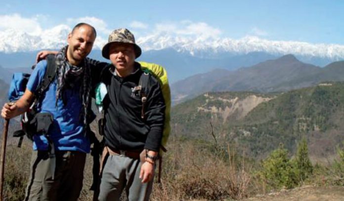 A caminho de Niubeishan, na China, com Xiaoling.