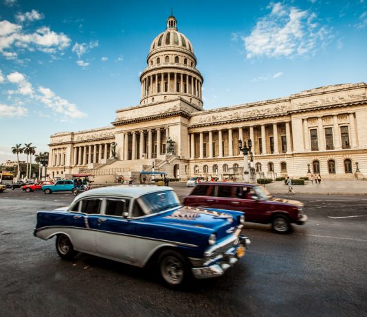 Guia rápido de Cuba: a ilha que aposta tudo no turismo