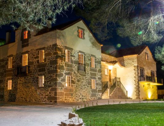 Um antigo chalé recuperado num turismo rural