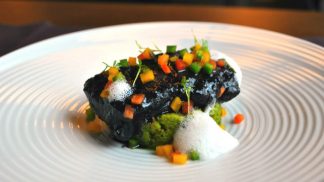 Chef Miguel Laffan cria um menu ecológico exclusivo