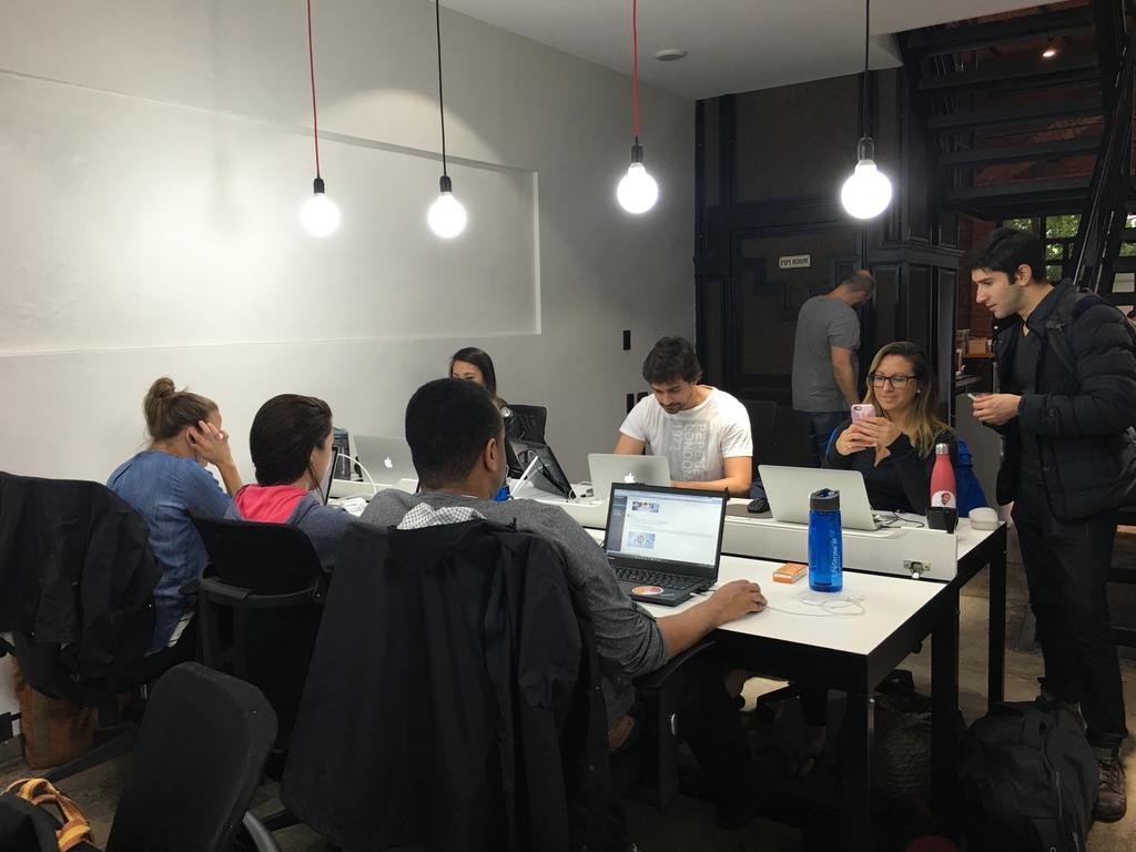 slack_for_ios_upload_1025