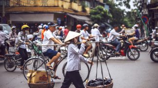 Hanói, onde atravessar a rua é uma aventura Hanói, onde atravessar a rua é uma aventura