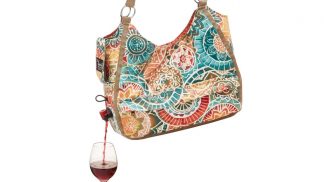 Esta mala é a solução para ter um copo sempre à mão