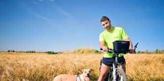 Manuel Montes viajou pela Europa de bicicleta e sem dinheiro
