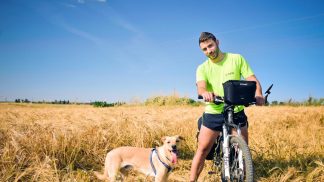 Manuel Montes viajou pela Europa de bicicleta e sem dinheiro Manuel Montes viajou pela Europa de bicicleta e sem dinheiro