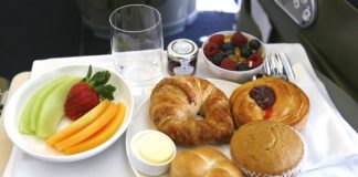 British Airways deixa de oferecer refeições em classe económica