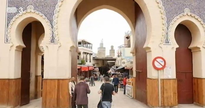 Volta ao Mundo em Fez, na capital espiritual de Marrocos (Episódio 2 - RTP3)