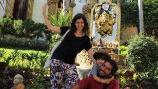 Conheceram-se a viajar e nunca mais se largaram Conheceram-se a viajar e nunca mais se largaram