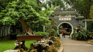 Macau: no antigo território português com José Luís Peixoto (Episódio 1 – RTP 3) Volta ao Mundo em Macau com José Luís Peixoto