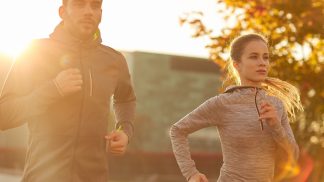 Trquues básicos para manter a forma em viagem