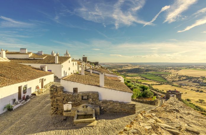 Reguengos de Monsaraz promove sinalização turística inteligente na BTL