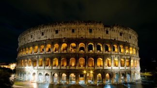 Agora é possível visitar o Coliseu de Roma à noite