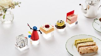 Chá e pastelaria em Londres inspirado na obra de artistas contemporâneos Hotel Rosewood London
