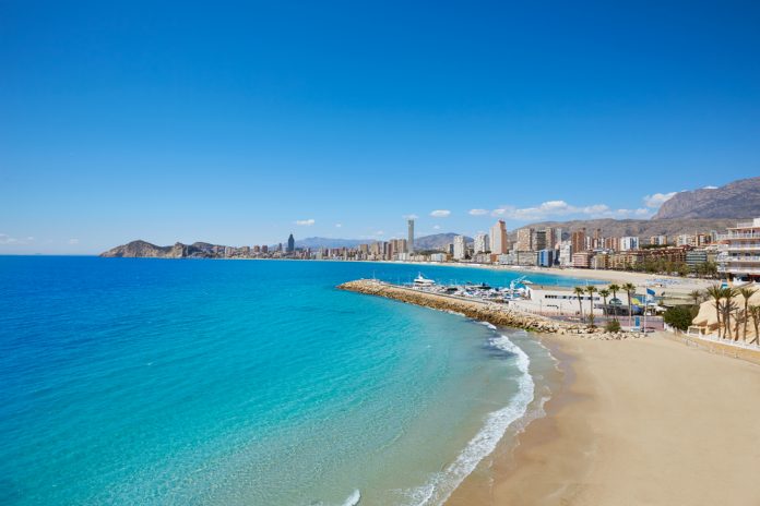 Quer ganhar uma viagem a Benidorm?
