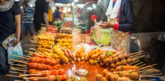 Vendedores de comida vão ser banidos das principais ruas de Banguecoque