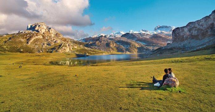 Volta ao Mundo nas Astúrias