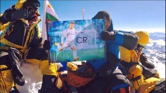 Cristiano Ronaldo no topo do Evereste