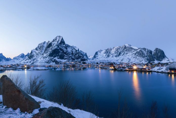 Volta ao Mundo na Noruega: expedição Volkswagen California