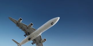 Sabe quantos aviões estão no ar neste momento?