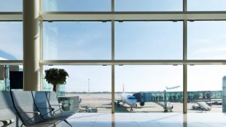 Emirates, FlyDubai e Saudia também suspendem voos de e para o Qatar