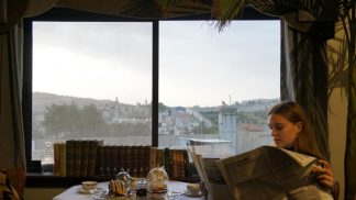 The Walled Off Hotel: criado por Bansky e pior vista do mundo