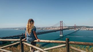 O crescimento das dormidas de estrangeiros e residentes em Portugal