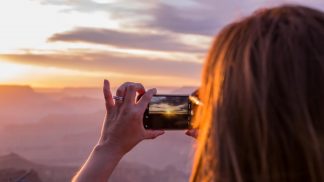 Quanto tempo gastou nas redes sociais durante as férias?