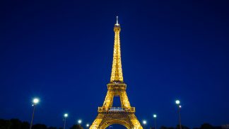 A Torre Eiffel vai transformar-se em discoteca