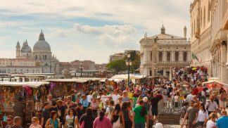 É preciso limitar turistas