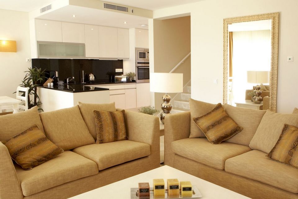 monte-santo-resort-gallery04-interiordesign1-960x640_c