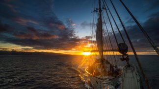 Volta ao Mundo a bordo do Santa Maria Manuela (Episódio 2 – RTP3) Volta ao Mundo a bordo do Santa Maria Manuela RTP