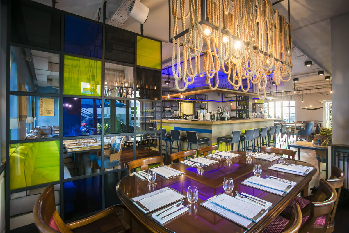 1890443-Restauracja-Morska-Fot-Karol-Kacperski