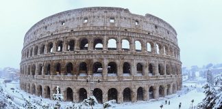 Coliseu de Roma, Itália (nevão)