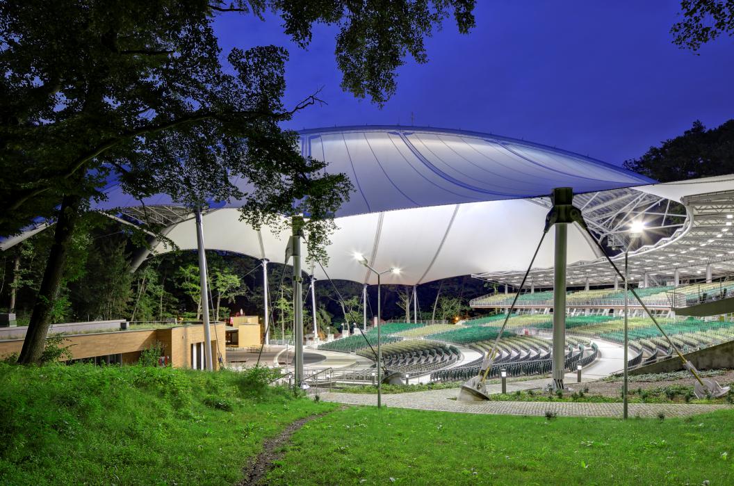 Opera_Leśna_Sopot_-_PTFE_membrane_roof