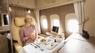 Emirates, Ethiad ou Qatar Airways: qual é a melhor? Emirates, Ethiad ou Qatar Airways: qual é a melhor?