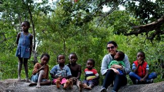 Márcia Monteiro começou a viajar sozinha e nunca mais parou Márcia Monteiro começou a viajar sozinha e nunca mais parou