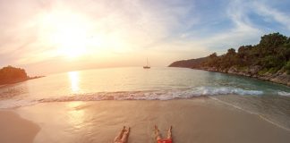 Este é o melhor emprego de verão: dá-lhe casa, viagens e 3.000€ mensais