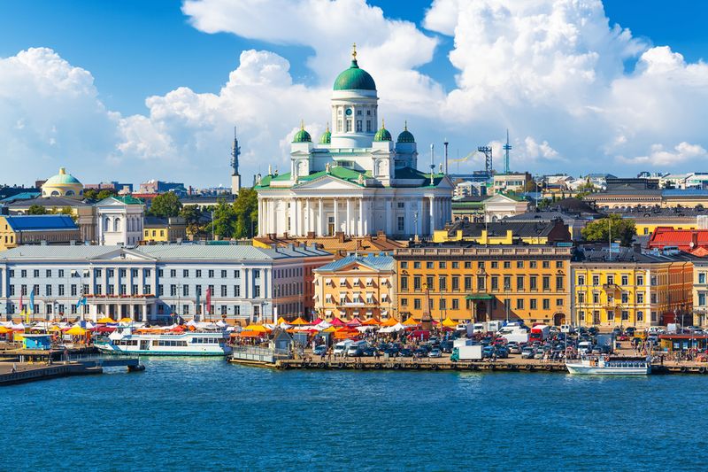 Helsínquia_finlandia_shutterstock_154741178_resultado