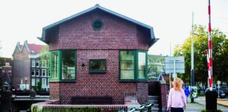 Amesterdão está a transformar antigas casas da ponte em suites