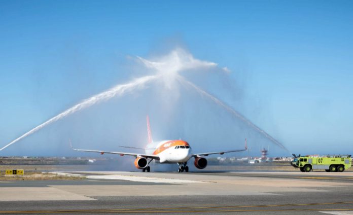 easyJet inaugurou a nova ligação direta entre Faro e Nápoles easyJet inaugurou a nova ligação direta entre Faro e Nápoles