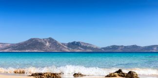 Ilhas paradisíacas aqui perto onde ir este verão