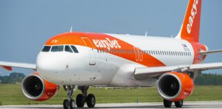 easyJet vem recrutar a Portugal em outubro