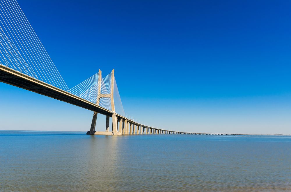 The Vasco da Gama Bridge_shutterstock_142410976_resultado