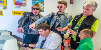 Foi adolescente na década de 1980? Tem que visitar esta exposição