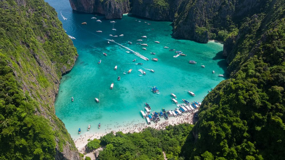 Maya Bay_thebeach_shutterstock_1094453348_resultado