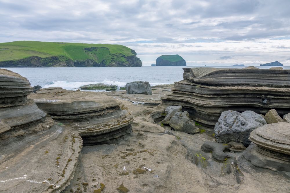 Surtsey Island, Iceland_shutterstock_1149478046_resultado