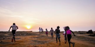 Angola como poucos a viram, imagens de uma África intensa