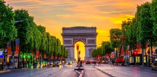 Governo português desaconselha viagens para Paris amanhã