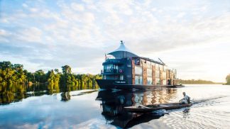 Aria Amazon: um hotel-boutique de luxo sobre a água